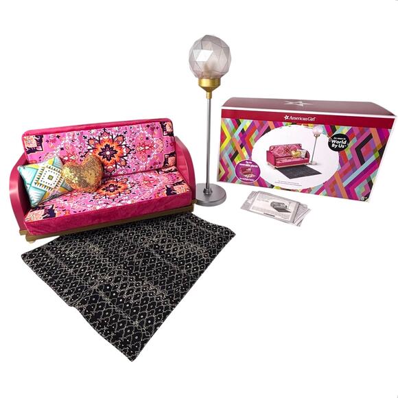 American Girl SOFA COUCH LAMP Community Center Doll Furniture Set Rug Pillow BOX - Picture 12 of 16